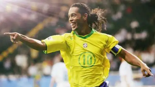 显出他的竞 显出他的竞