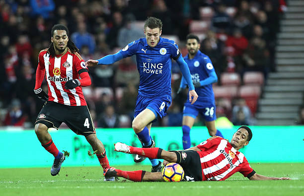 待在比賽中 待在比賽中